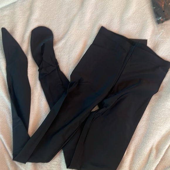THEATRICALS Mens Matte Convertible Tights
Style No: (TH5135) nwt - Picture 9 of 10